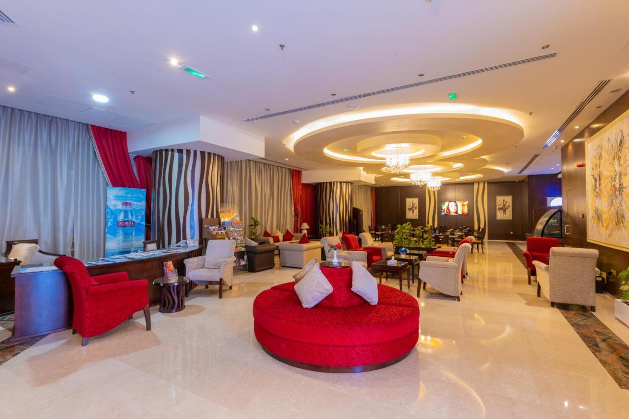 Ewan Ajman Suites Hotel מראה חיצוני תמונה
