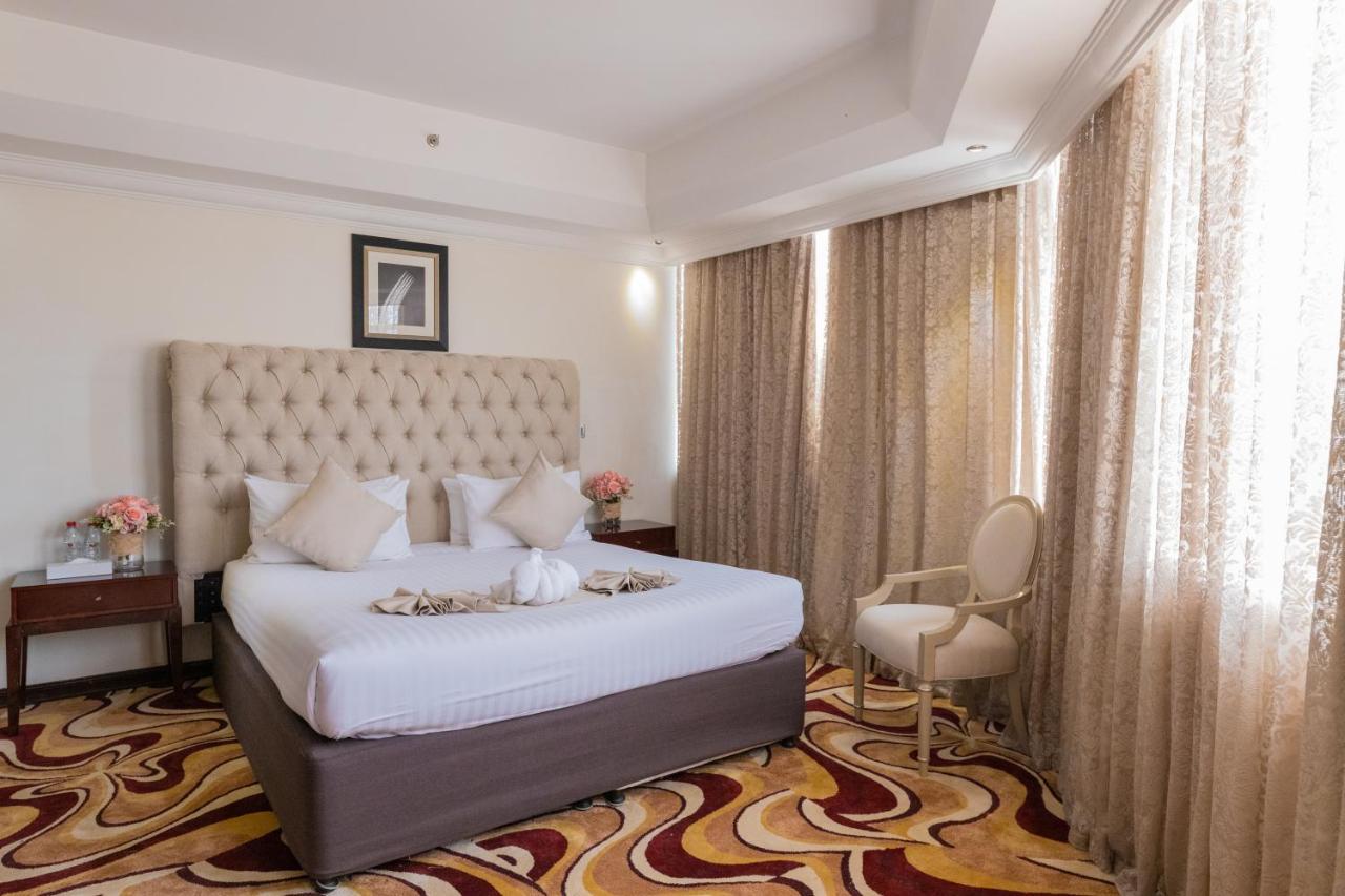 Ewan Ajman Suites Hotel מראה חיצוני תמונה