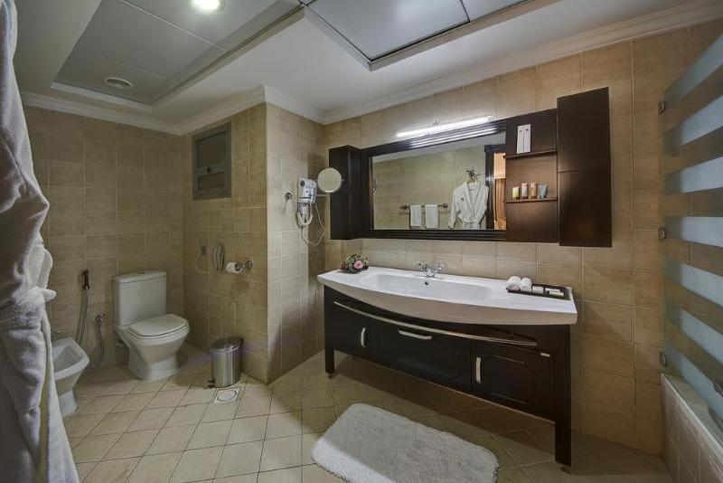 Ewan Ajman Suites Hotel חדר תמונה