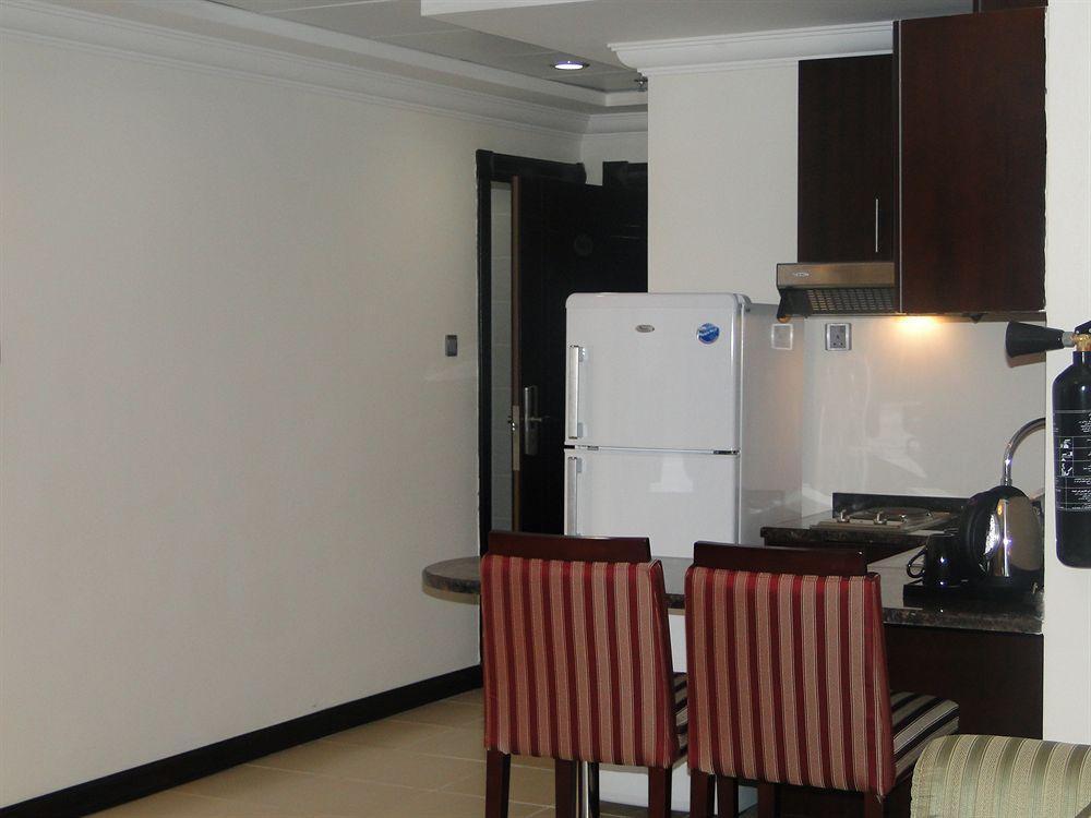 Ewan Ajman Suites Hotel מראה חיצוני תמונה